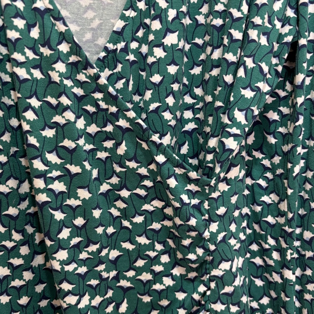 Boden Green Floral Wrap Blouse 12 NWT - Picture 4 of 16